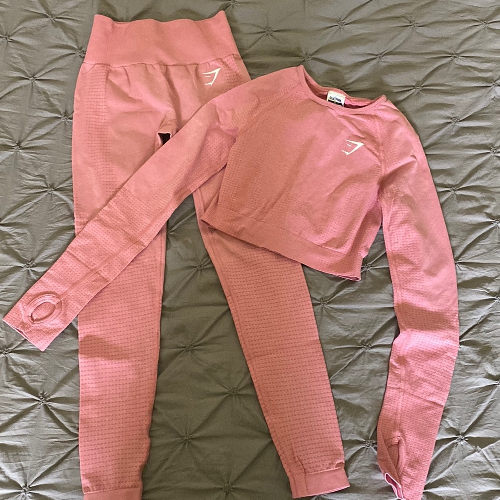 Womens vital gym-shark set